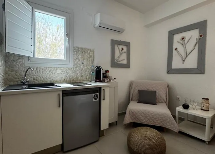 Diplos * Parikia (Paros)